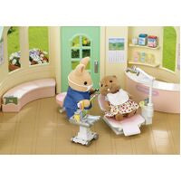 Sylvanian Families Country Dentist Set